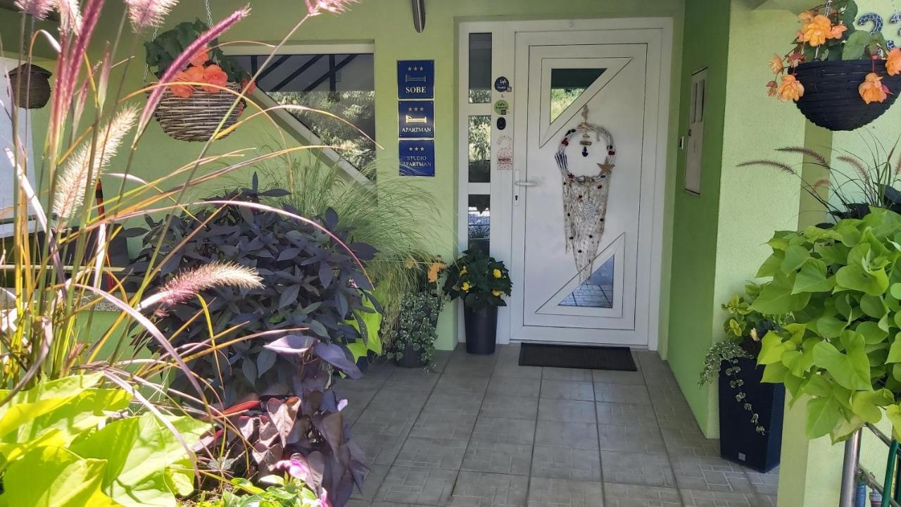 Studio Apartman Grizzly Slunj Extérieur photo