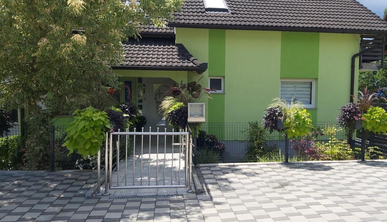 Studio Apartman Grizzly Slunj Extérieur photo